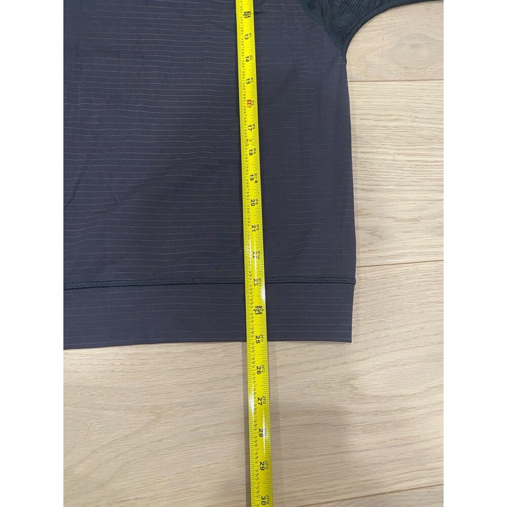 Lululemon Black Micro Stripe Run For Days Long Sleeve Athletic Athleisure Top - Picture 4 of 4
